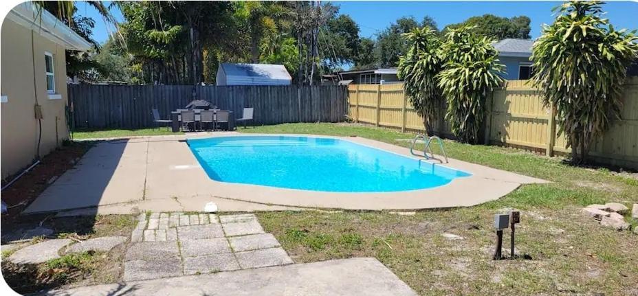 Private Poolside 5Br Villa Clearwater Exterior foto